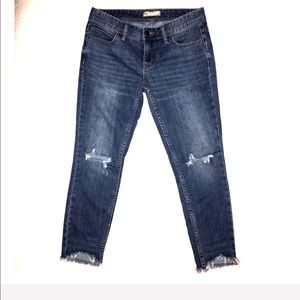 Free People size 28 slit knee fringed bottom jeans
